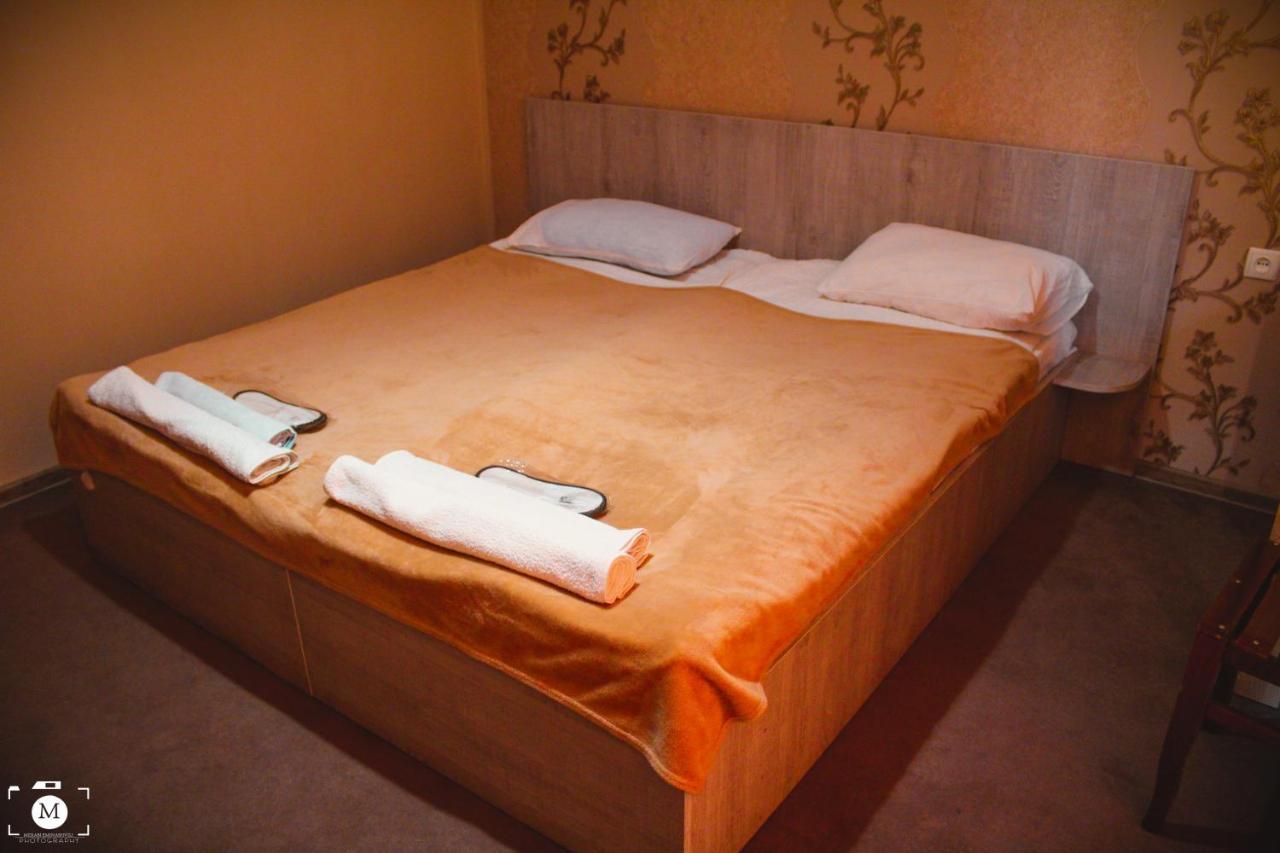 Gh Sanapiro Hotell Telavi Exteriör bild