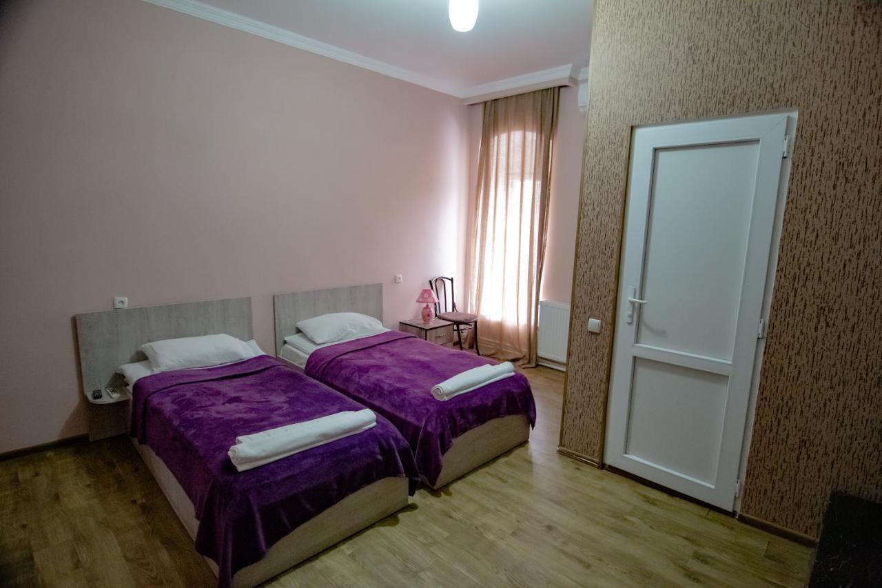 Gh Sanapiro Hotell Telavi Exteriör bild