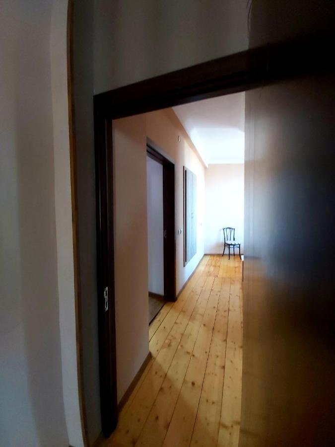 Gh Sanapiro Hotell Telavi Exteriör bild