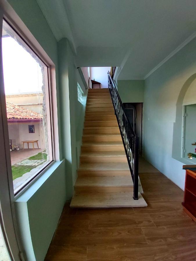 Gh Sanapiro Hotell Telavi Exteriör bild