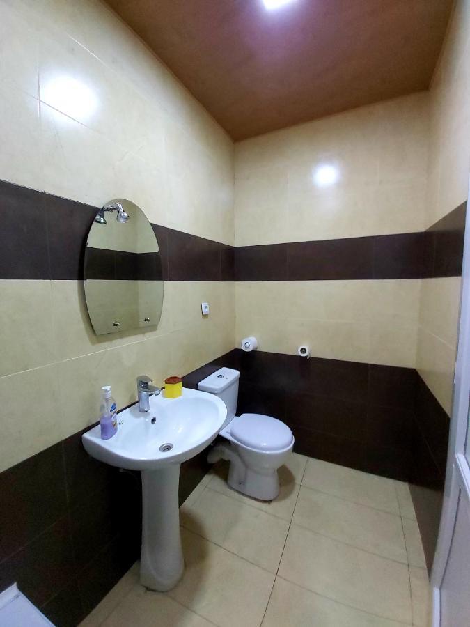 Gh Sanapiro Hotell Telavi Exteriör bild