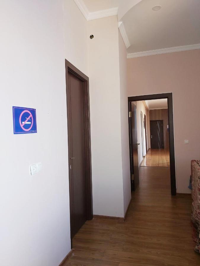 Gh Sanapiro Hotell Telavi Exteriör bild